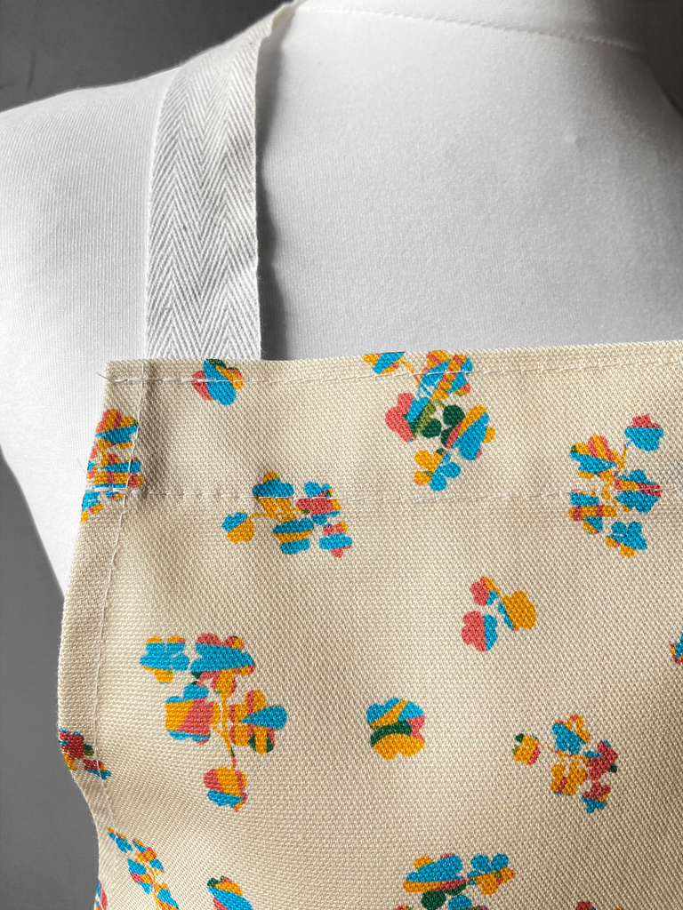 Cottage Floral Apron in Colourful Floral Print – Limited Edition